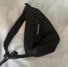 【19日までセール】Columbia ワンショルダースリングバッグ　Black