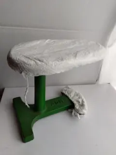 Item thumbnail for item 8728fb11-7b9a-4a76-8fd8-c5d71d564094