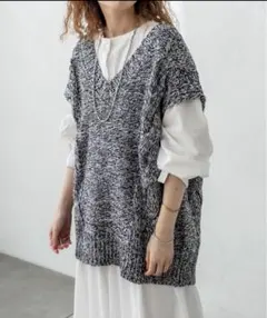 mystic ケーブルニットベスト