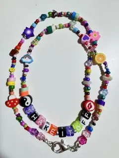 SHAKE IT OFF デコレーションビーズネックレス2