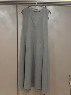 UNIQLO ブラッシュドジャージージャンパースカート