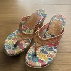 ISLAND SLIPPER 花柄 ウェッジソール サンダルのサムネイル