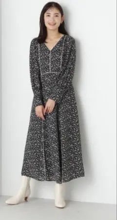 ナチュラルビューティーベーシック　ワンピース　花柄