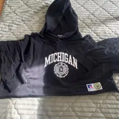 RUSSELL ATHLETIC MICHIGAN パーカー