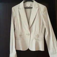 ジャケット　ベージュ