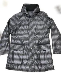 ★美品 フード付き（襟収納可）取外しのキルト付ハーフコート・撥水・秋冬春用