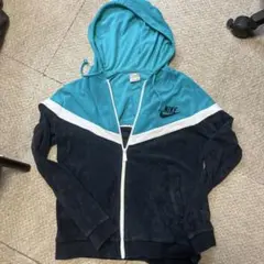 NIKEジップアップパーカー　ライトブルーのサムネイル