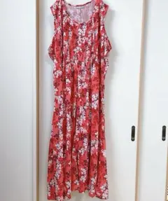 週末セール！ルルウィルビー シャドーフラワーティアードワンピース 花