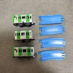 カプセルプラレール E235系車両セット　レール付き