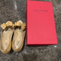 ヴァレンティノ　リボンパンプス　ベージュ　38
