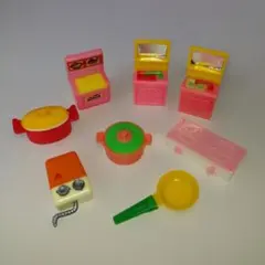 グリコ　食玩　おまけ　昭和レトロ　ミニチュア雑貨　ミニチュア家具　コレクション 昭和 レトロミニチュア グリコ グリコおまけ 食玩 ミニチュアままごと