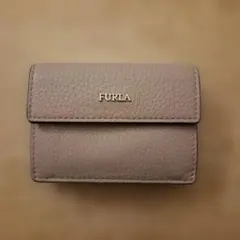 FURLA ベージュ 三つ折り財布 本革