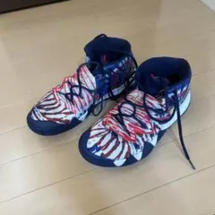 カイリーハイブリッド　27.5 NIKE