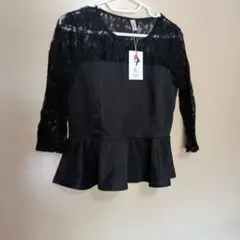 黒いレース五分袖ペプラムチュニック