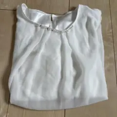 ホワイトシフォン長袖ブラウス