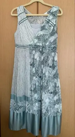 美品　fredyアシンメトリーなワンピースのサムネイル