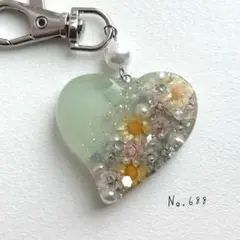 Mー592 オルゴナイト ❣️ りんごちゃん ❣️ チャーム - メルカリ