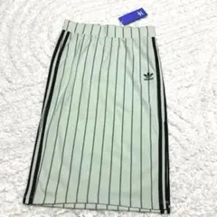 adidasアディダス ペンシル　スカートのサムネイル