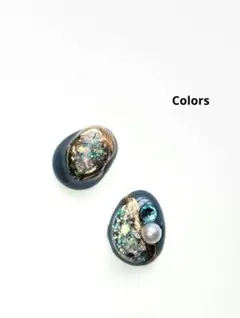 No413 レジンピアスイヤリング　ハンドメイド　くすみブルー　ミラー　小ぶり