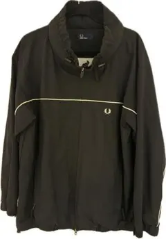 FRED PERRY ナイロンジャケット 黒