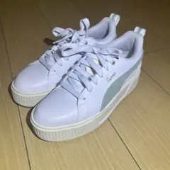 PUMA 厚底スニーカー ホワイト/グリーン　カルメン CG コーデュロイ