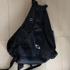 ブラック スリングバッグ