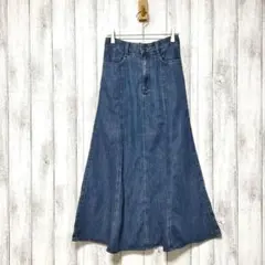 GU ジーユー (S)　ライトデニム フレアマキシスカート