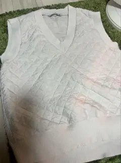 ZARA ホワイト Vネック ニットベスト Sサイズ