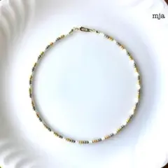 イエローグレーホワイト　ビーズネックレス