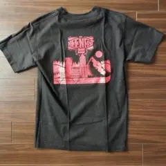 KEEN Tシャツのサムネイル