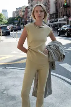 【新品】ZARA　シャツ&パンツ　セットアップ　S　カーキ