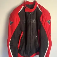 【極美品】ダイネーゼ メッシュライダースジャケット 赤/黒 50 プロテクター付のサムネイル