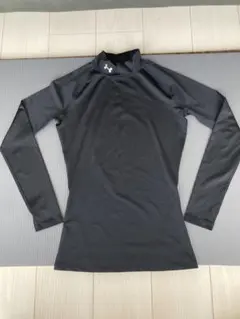 UA HEATGEAR ARMOURコンプレッションLSモック