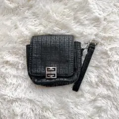 GIVENCHY ジバンシィ ミニポーチ ブラック 小物入れ ストラップ付き
