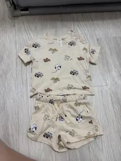 H&M 動物柄 Tシャツとショートパンツセット
