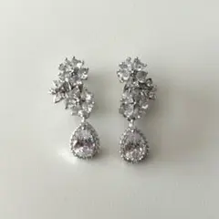 結婚式 ウエディング ブライダルアクセサリー 花モチーフ イヤリング