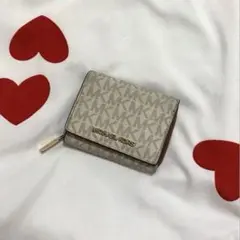 マイケルコース三つ折り財布
