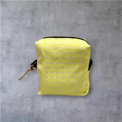 【ハンドメイド】ボックスポーチ　縦長　シルバー×ネオンカラー　黄色　チェック