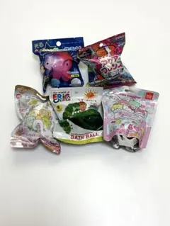 【新品未使用】バスボール 5個セット まとめ売り 入浴剤 マスコット付きのサムネイル
