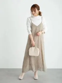 アースミュージックアンドエコロジー　シフォンキャミワンピース