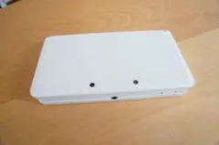 ニンテンドー3DS アイスホワイト