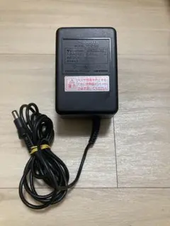 ACアダプター 円形コネクタ 黒　HVC-002