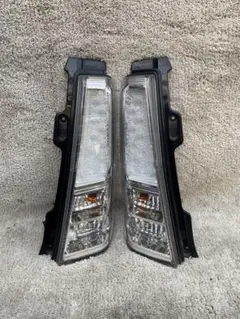平成31トヨタ純正 タンク DBA-M900A 左右 LH RH テールランプ 平成31トヨタ純正 タンク DBA-M900A 左右 LH RH テールランプ - メルカリ