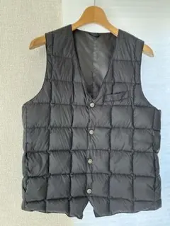 TAIONタイオン ダウンベスト L 黒 ブラック ジレ スーツ インナー 軽量