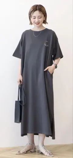 アメリカンホリックAMERICAN HOLIC バックプリント 半袖ワンピース