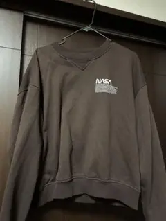 NASA ブラウン クルーネック スウェット