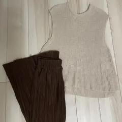 ニットベスト　ベスト　淡色　春服　yumi BLATE omi koko ザラ