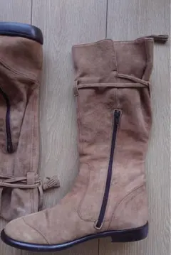 MaxMara ブラウン スエード ブーツ 24cmのサムネイル