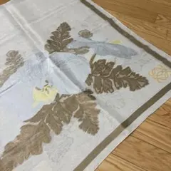 ロエベ ストールのサムネイル