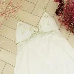 リサマリ★エラシリーズ カップ付きスリップ　単品Ｍ/Ｌ(WH/BL)